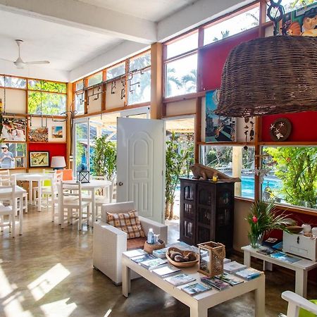 Beach Hotel Casa Nina Лас Теренас Екстериор снимка