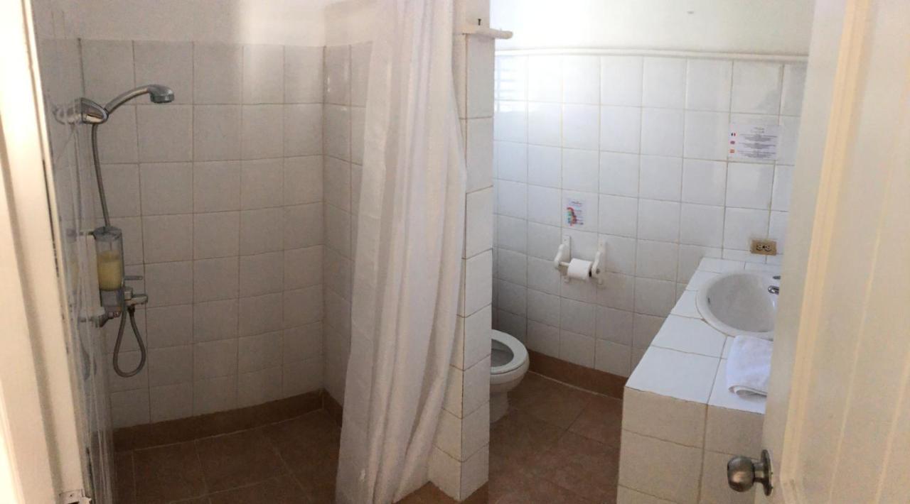 Beach Hotel Casa Nina Лас Теренас Стая снимка
